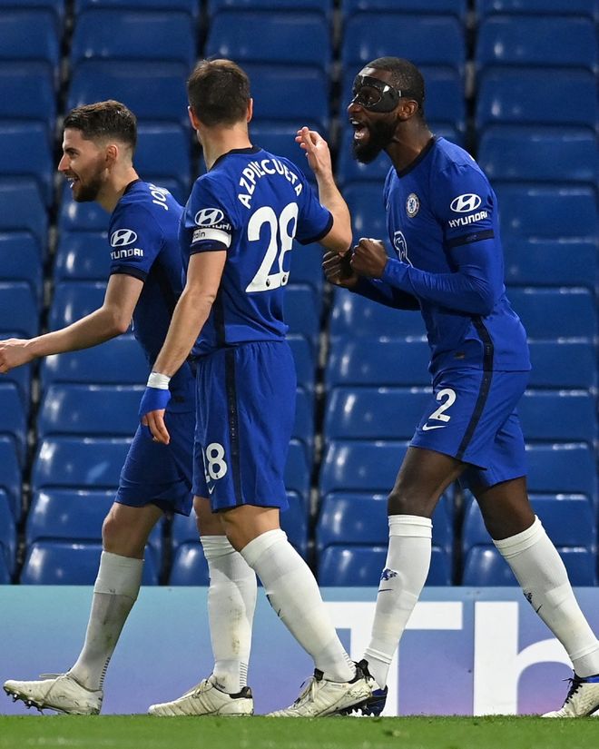 太阳报：喀麦隆队主帅虽被解雇，但仍将奥纳纳选入非洲杯名单