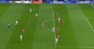 迈阿密国际与温哥华白浪总决赛上演梅西vs穆勒之战，双方实力强劲，看点十足，引发广泛关注。